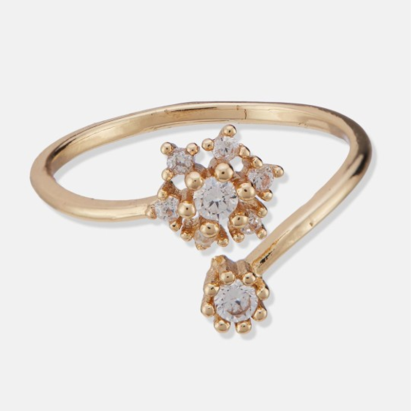 Gold Plated Cubic Zirconia Stone Studded Leaf-Shaped Dazzling Ring
