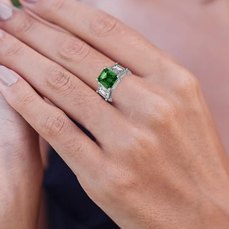 Green Crystal II Ring for Women | Womens Aesthetic & Stylish Silver Ring